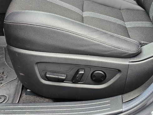 Used 2024 MAZDA CX-50 AWD 2.5 S w/ Preferred Package image 25