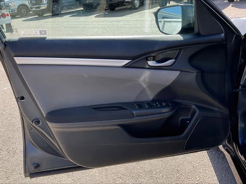 Used 2019 Honda Civic LX image 21