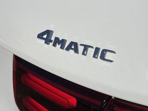 New 2026 Mercedes-Benz GLB 250 4MATIC image 28