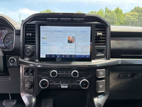 Used 2022 Ford F150 XLT w/ Equipment Group 302A High AWD/4WD image 15