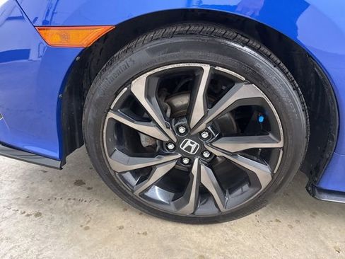 Used 2019 Honda Civic Sport image 9