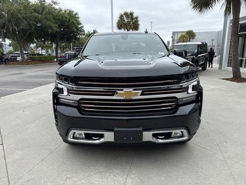 Used 2021 Chevrolet Silverado 1500 High Country w/ Safety Package II AWD/4WD image 3