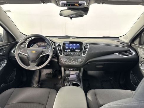 Used 2025 Chevrolet Malibu LS image 22
