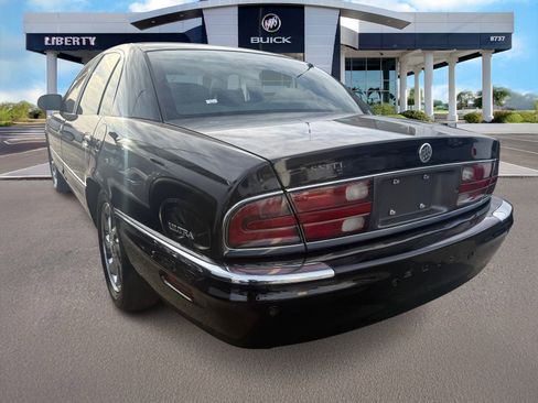 Used 2004 Buick Park Avenue Ultra w/ Ultra Luxury Package image 3