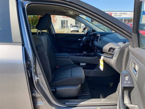 New 2026 Nissan Rogue SV image 27