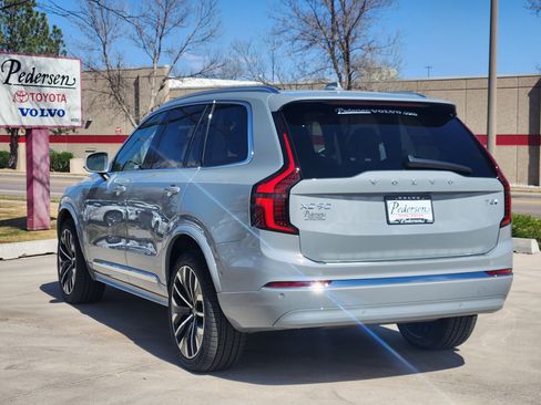 New 2026 Volvo XC90 T8 Ultra w/ Protection Package Premier image 3