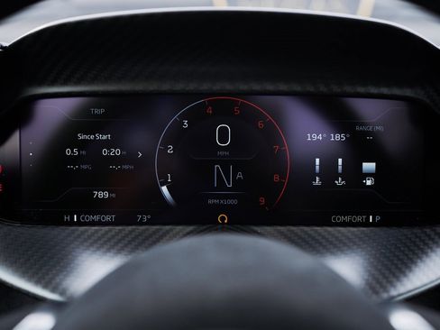 Used 2024 McLaren 750S image 57