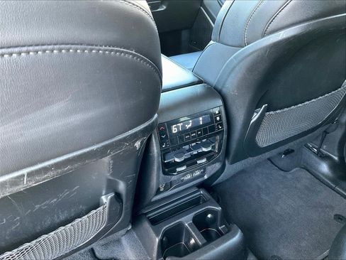 Used 2022 Jeep Grand Cherokee L Limited w/ Black Appearance Package AWD/4WD image 29
