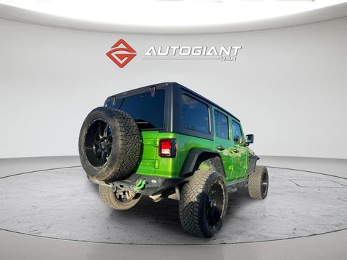 Used 2018 Jeep Wrangler Unlimited Rubicon image 7
