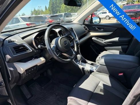 Used 2022 Subaru Ascent Premium w/ Convenience Package AWD/4WD image 9