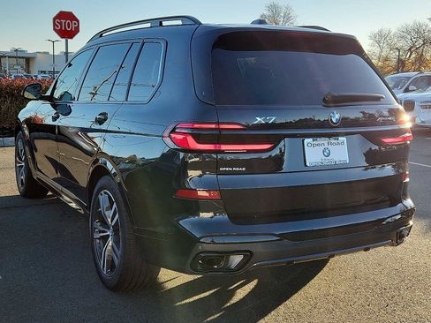 Used 2026 BMW X7 xDrive40i image 4