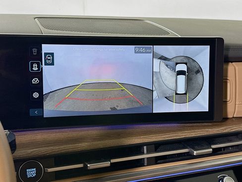 Used 2025 Hyundai Santa Fe Limited image 8