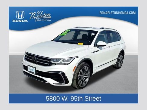 Used 2022 Volkswagen Tiguan SEL R-Line image 1
