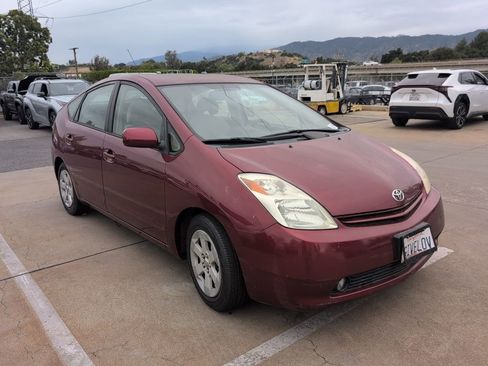 Used 2005 Toyota Prius image 1