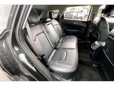 Used 2023 Kia Sportage EX AWD/4WD image 28