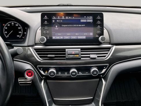 Used 2022 Honda Accord Sport image 7