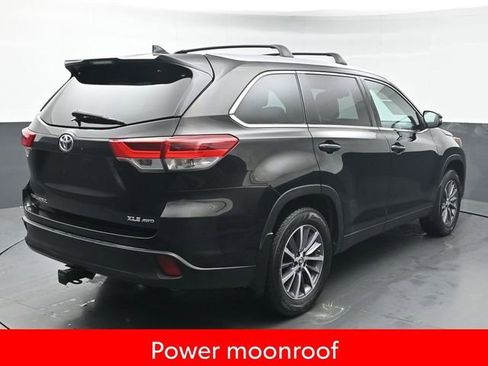 Certified 2019 Toyota Highlander XLE image 7