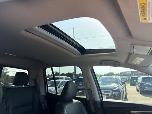 Used 2023 Honda Ridgeline RTL-E image 30
