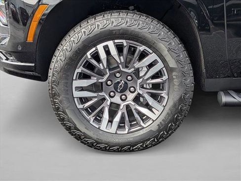 New 2026 Chevrolet Tahoe Z71 w/ Z71 Off-Road Package image 9