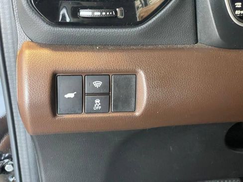 Used 2023 Honda Pilot Elite image 14
