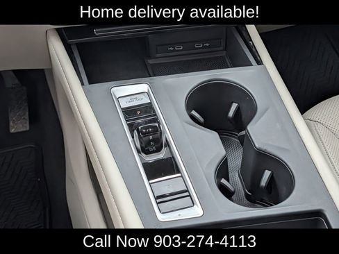 Used 2024 Volkswagen Atlas SE image 13