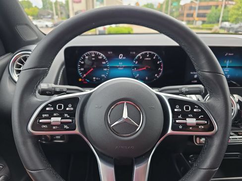 Certified 2022 Mercedes-Benz GLB 250 image 20