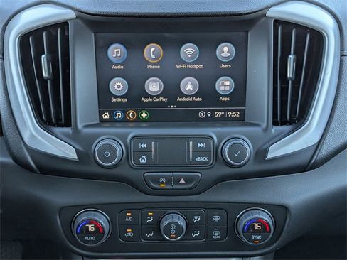 Used 2023 GMC Terrain SLT image 17