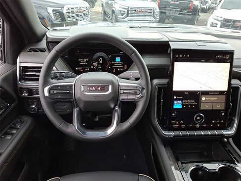 New 2026 GMC Yukon XL Elevation image 8