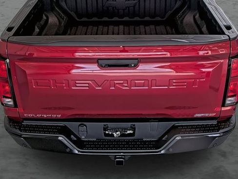 New 2026 Chevrolet Colorado ZR2 w/ Technology Package AWD/4WD image 11