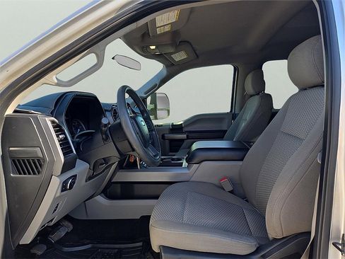 Used 2018 Ford F250 XLT w/ XLT Value Package image 11