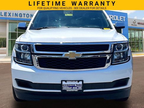 Used 2017 Chevrolet Tahoe LT AWD/4WD image 3