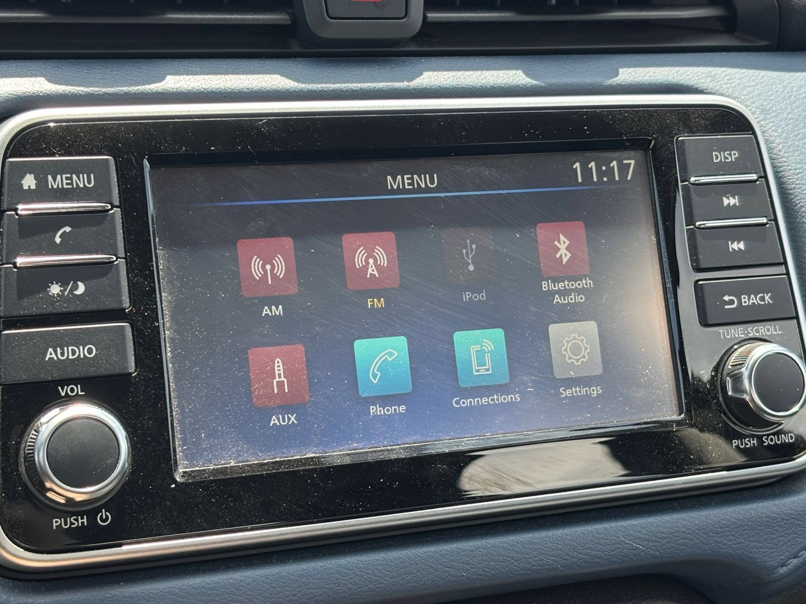 Used 2025 Nissan Versa SV FWD image 19