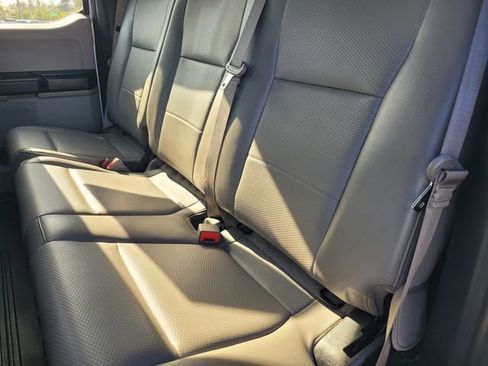 Certified 2019 Ford F550 XLT image 14