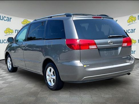 Used 2005 Toyota Sienna LE w/ LE Pkg 1 FWD image 4
