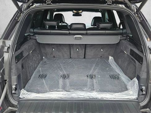 Certified 2025 BMW X5 M60i w/ Executive Package image 7