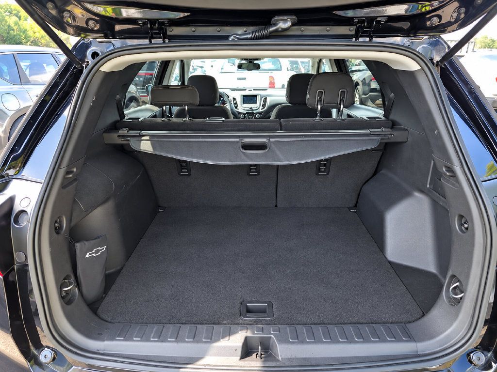 Used 2019 Chevrolet Equinox LT w/ LPO, Floor Liner Package AWD/4WD image 13