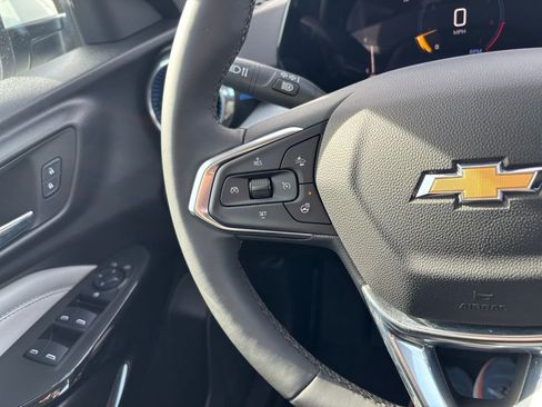 Used 2025 Chevrolet Trax LT w/ Driver Confidence Package image 30