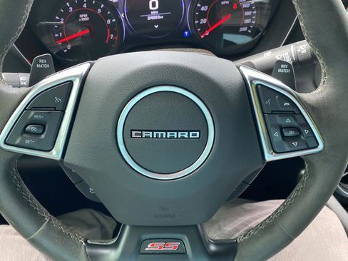 Used 2019 Chevrolet Camaro SS RWD image 16