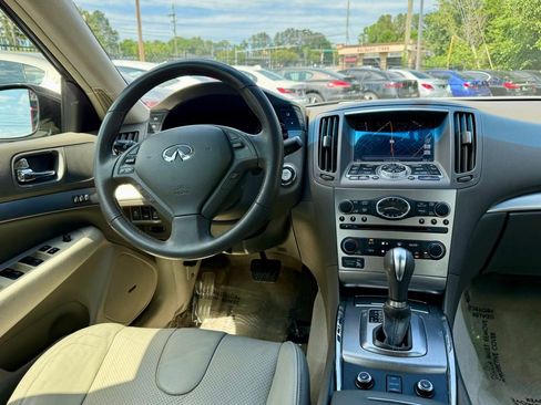 Used 2012 INFINITI G37 x Sedan w/ Premium Pkg AWD/4WD image 15