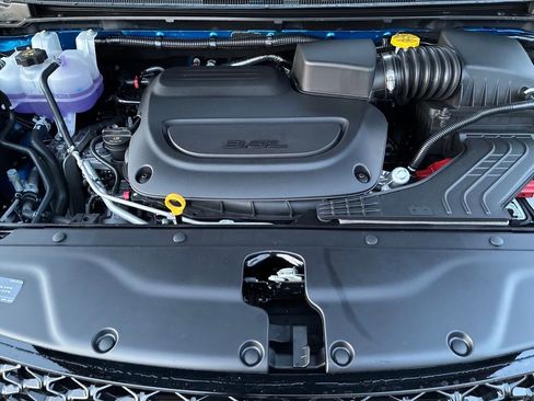 New 2026 Chrysler Pacifica Select FWD image 20