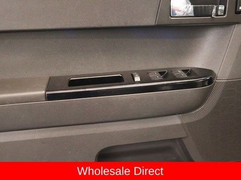 Used 2008 MAZDA Tribute i Sport image 9