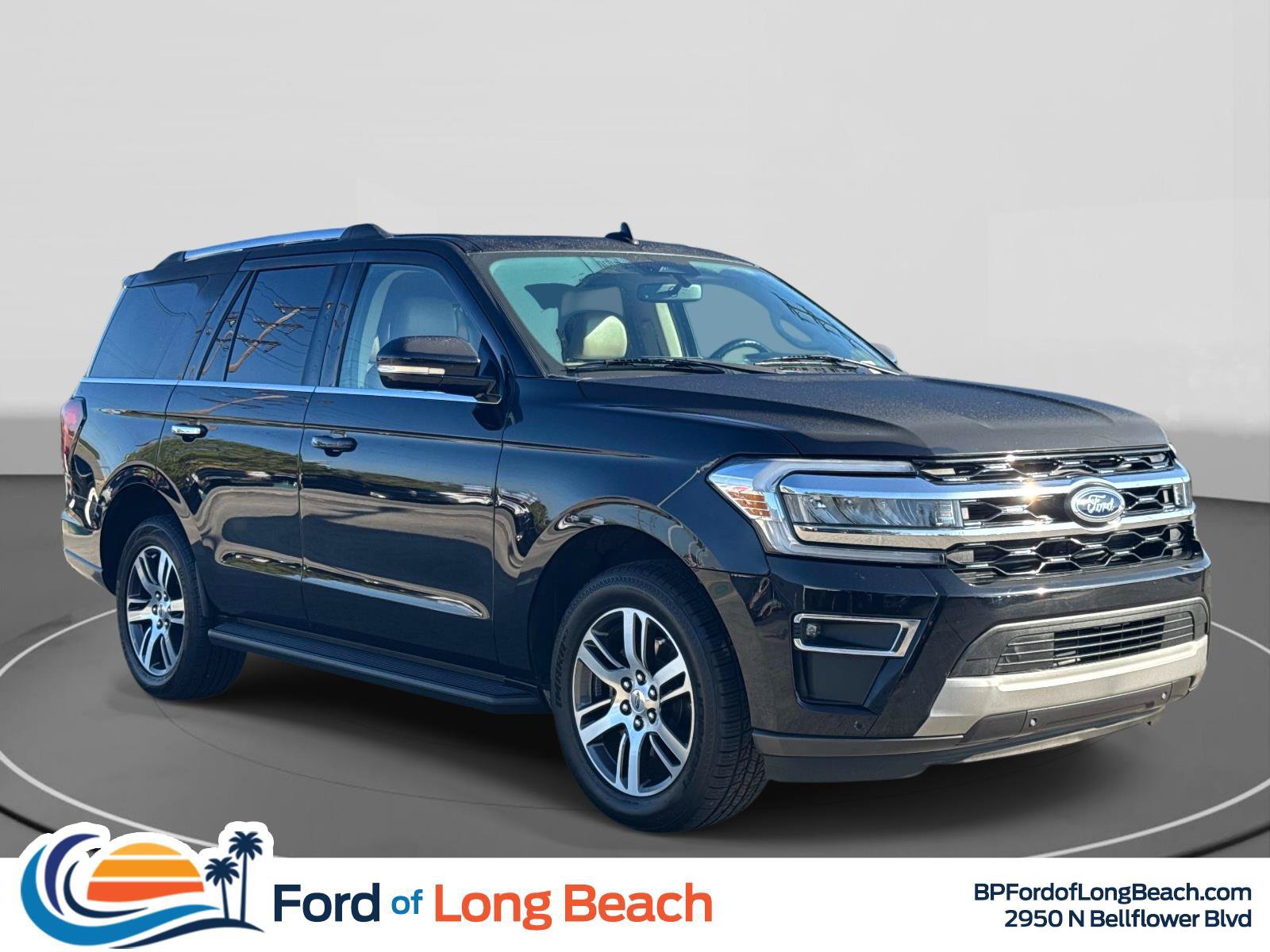 Used 2024 Ford Expedition Limited RWD image 1