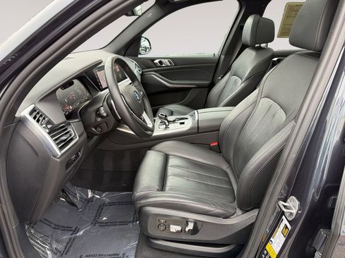 Certified 2022 BMW X5 xDrive40i image 9
