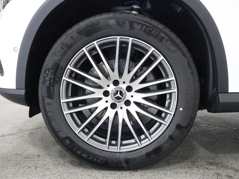 New 2026 Mercedes-Benz GLC 300 4MATIC image 5