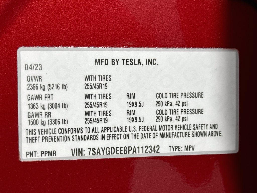 Used 2023 Tesla Model Y Long Range AWD/4WD image 27