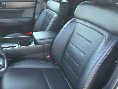 Used 2025 Hyundai Santa Fe Calligraphy AWD/4WD image 15