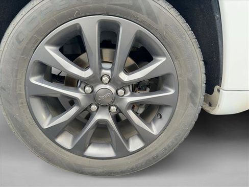 Used 2018 Jeep Grand Cherokee High Altitude image 28