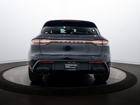 Certified 2026 Porsche Macan image 6