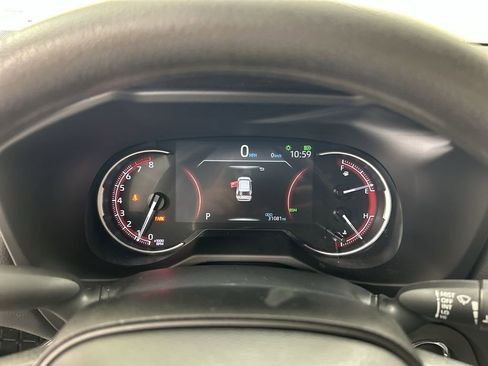 Used 2023 Toyota RAV4 XLE AWD/4WD image 13