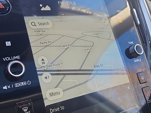 Certified 2025 Subaru Outback Limited AWD/4WD image 10